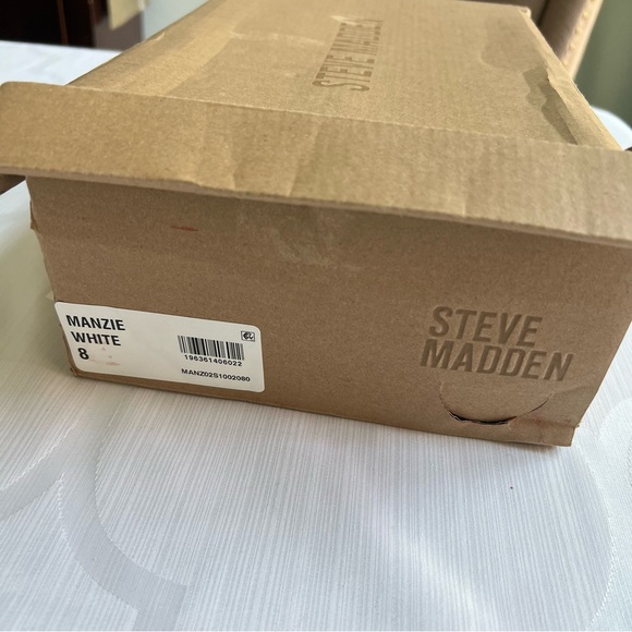 NEW Steve Madden Manzie Lace Up Paltform Heels White Strappy Ankle Tie Size 8 - Picture 11 of 11